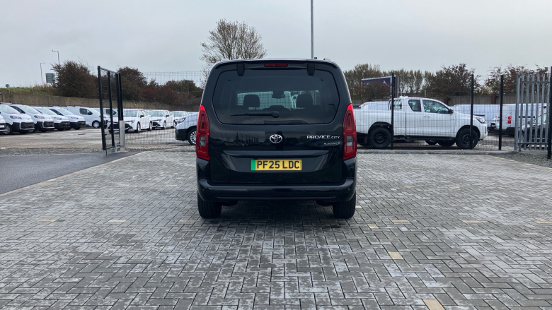 Toyota Proace City Verso 100kW Design L1 50kWh 5dr Auto Electric Estate